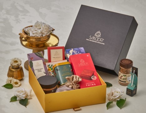 ENCHANTE HAMPER 