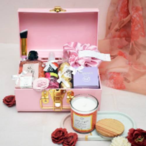 Pretty Pink Gift Box