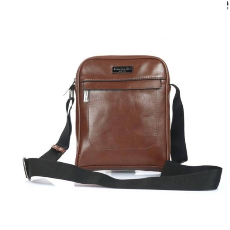 Amazon.com | Kenneth Cole REACTION Risky Business Messenger Full-Grain  Colombian Leather Crossbody Laptop Case & Tablet Day Bag, Black | Messenger  Bags